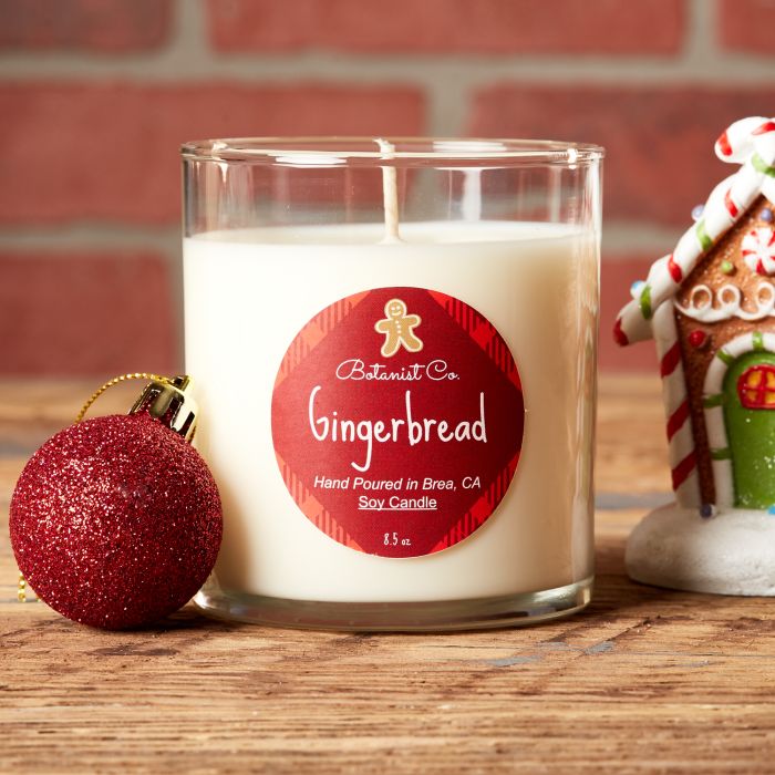 Gingerbread fragrance oil is a perfect winter candle scent