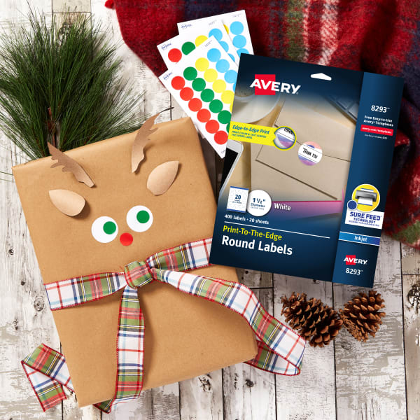 https://img.avery.com/f_auto,q_auto,c_scale,w_600/web/blog/15-fun-ways-to-wrap-a-gift-with-personality-14