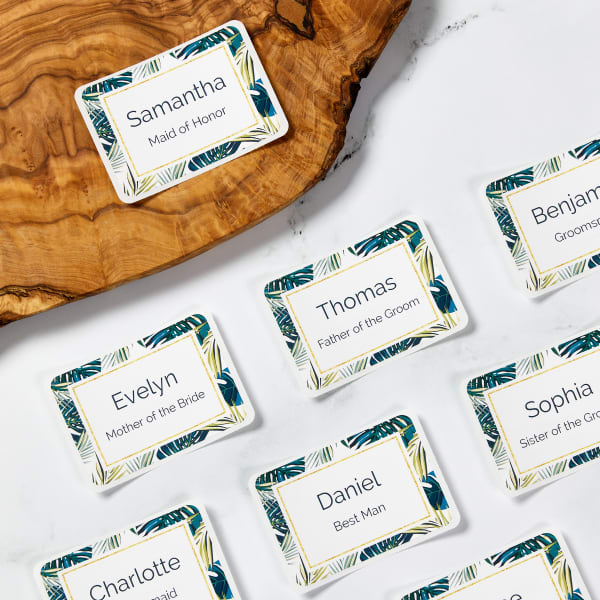 Name tags sizes, best examples, design tips and tricks.