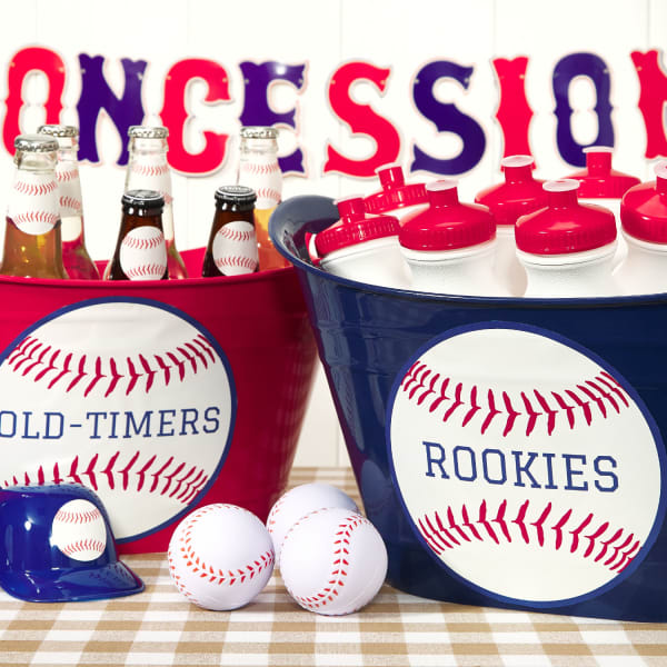 How To Throw The Perfect Baseball Birthday Party Avery Com