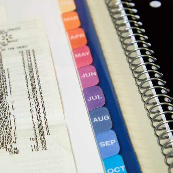 5 Office Organization Ideas To Start The Year Off Right Avery Com 5 office organization ideas to start