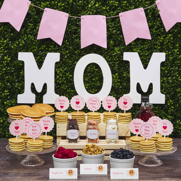 DIY Pancake Bar for Mother’s Day